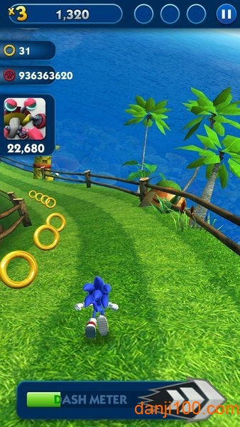 Sonic Dash Game